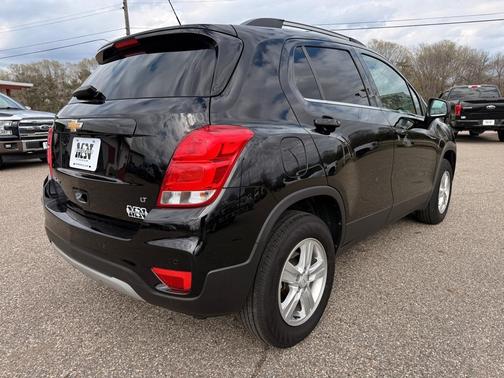 Black 2020 Chevrolet Trax LT