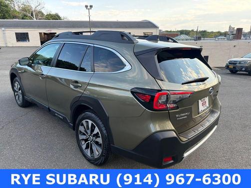 Autumn Green Metallic 2025 Subaru Outback Limited