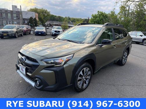 Autumn Green Metallic 2025 Subaru Outback Limited