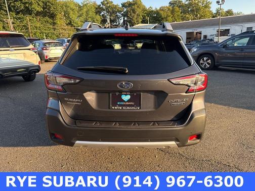 2025 Subaru Outback Touring