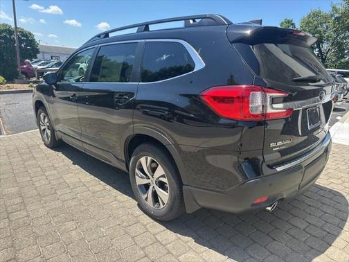 2025 Subaru Ascent Premium 8-Passenger