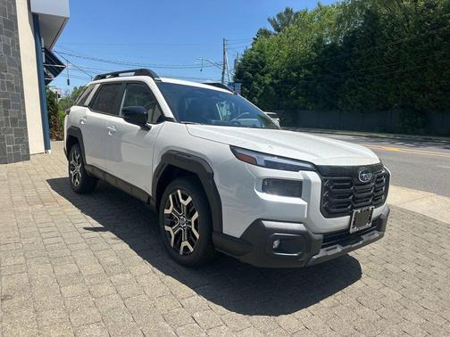 Crystal White Pearl 2026 Subaru Outback Touring XT