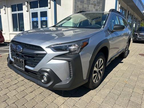 2025 Subaru Outback Base