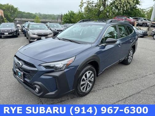 2023 Subaru Outback Base