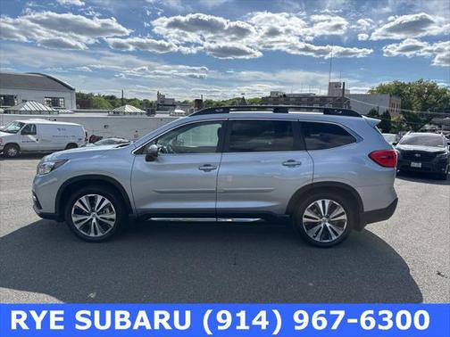 2022 Subaru Ascent Limited 8-Passenger