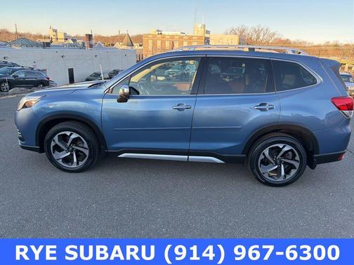 2023 Subaru Forester Touring