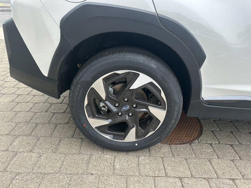 Crystal White Pearl 2026 Subaru Crosstrek Limited