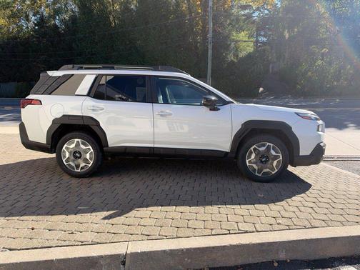 Crystal White Pearl 2026 Subaru Outback Touring