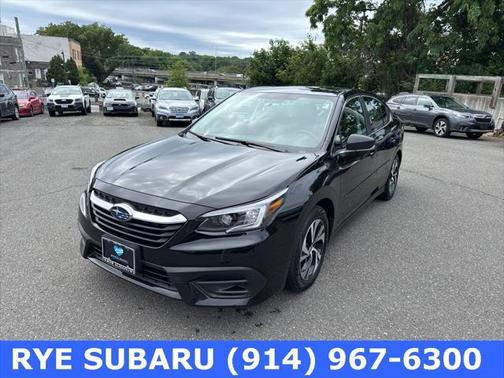 2022 Subaru Legacy Base