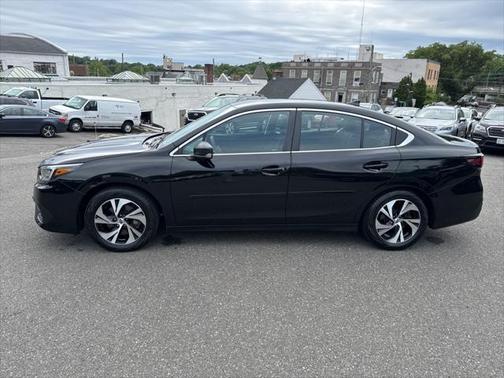 2022 Subaru Legacy Base