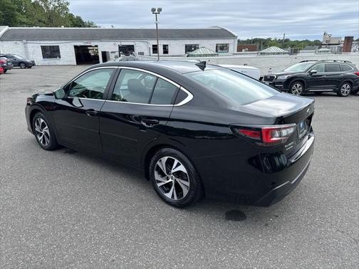 2022 Subaru Legacy Base