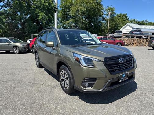 2022 Subaru Forester Premium