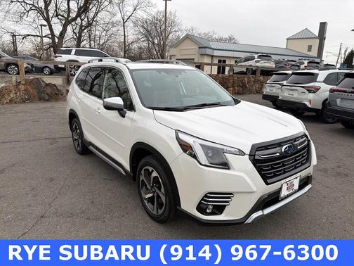 2023 Subaru Forester Touring