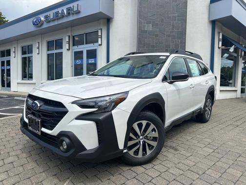 2025 Subaru Outback Base