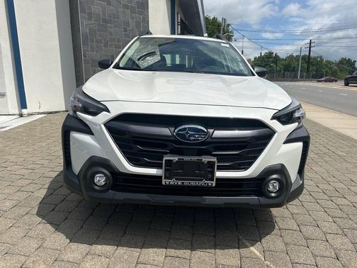 2025 Subaru Outback Base