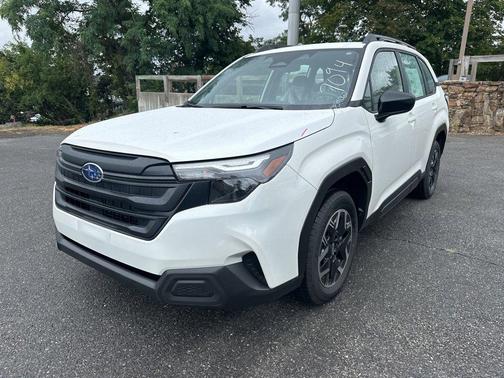 2025 Subaru Forester Base