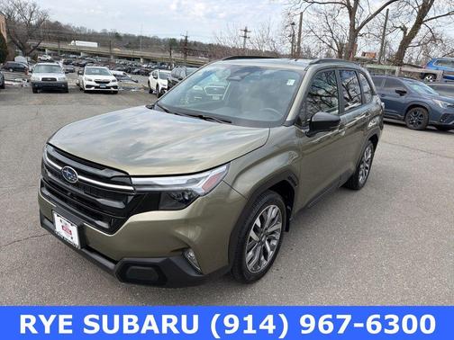 Autumn Green Metallic 2025 Subaru Forester Touring