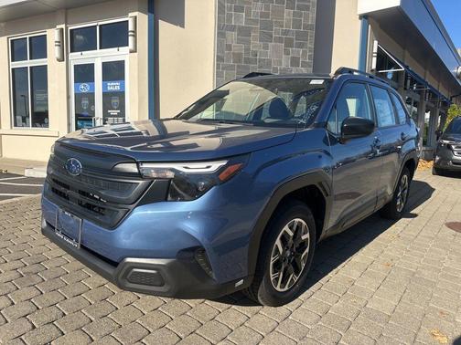 2025 Subaru Forester Base