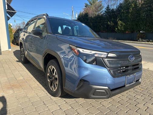 2025 Subaru Forester Base