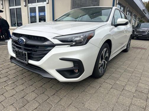 2025 Subaru Legacy Premium