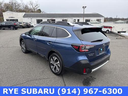 2022 Subaru Outback Touring
