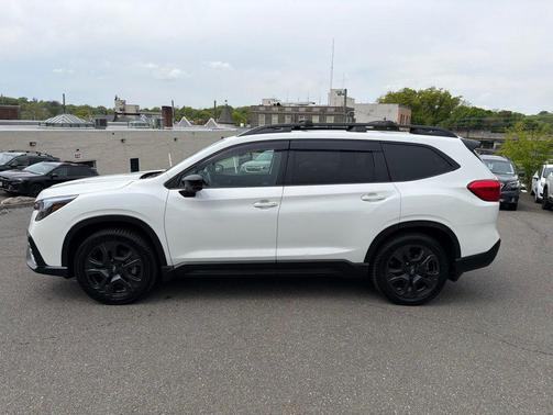 Crystal White Pearl 2025 Subaru Ascent Onyx Edition Touring 7-Passenger