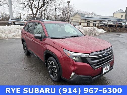 2025 Subaru Forester Premium
