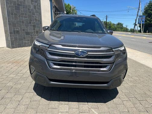 Magnetite Gray Metallic 2026 Subaru Forester Premium