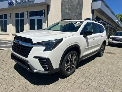 Crystal White Pearl 2026 Subaru Ascent Limited 7-Passenger