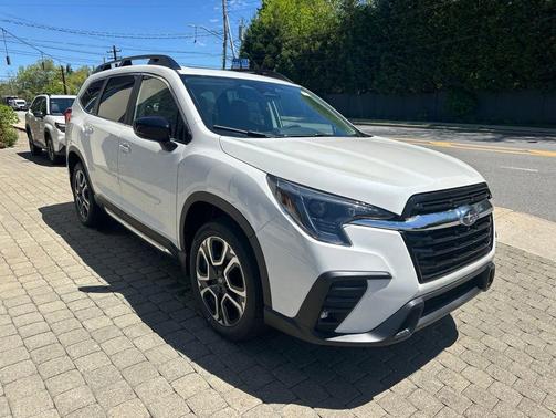 Crystal White Pearl 2026 Subaru Ascent Limited 7-Passenger