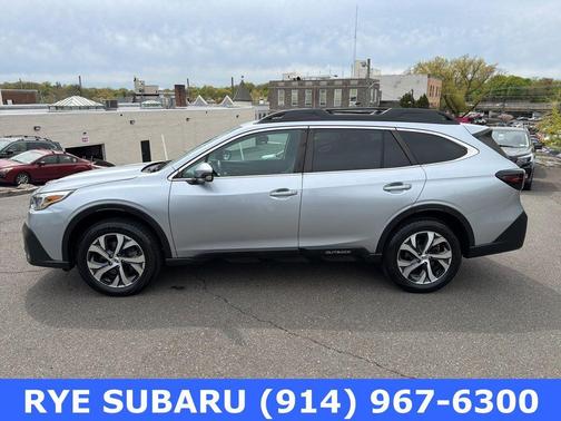 Ice Silver Metallic 2022 Subaru Outback Limited