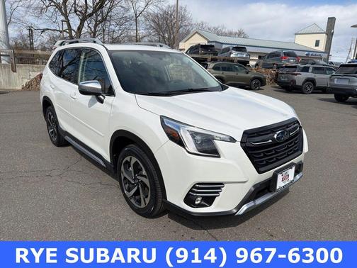 Crystal White Pearl 2023 Subaru Forester Touring