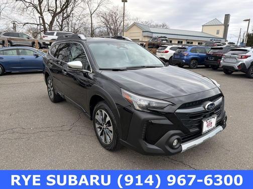2023 Subaru Outback Touring
