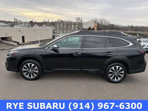 2023 Subaru Outback Touring