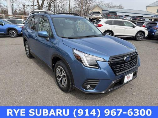 Horizon Blue Pearl 2023 Subaru Forester Premium