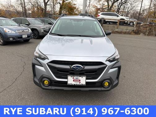 2025 Subaru Outback Base
