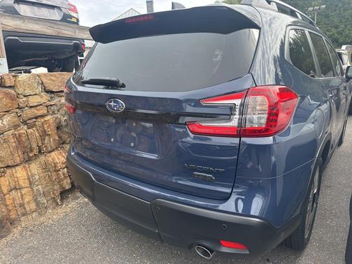 2025 Subaru Ascent Onyx Edition Touring 7-Passenger