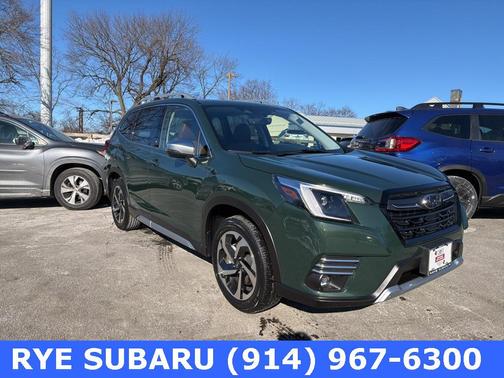 2023 Subaru Forester Touring
