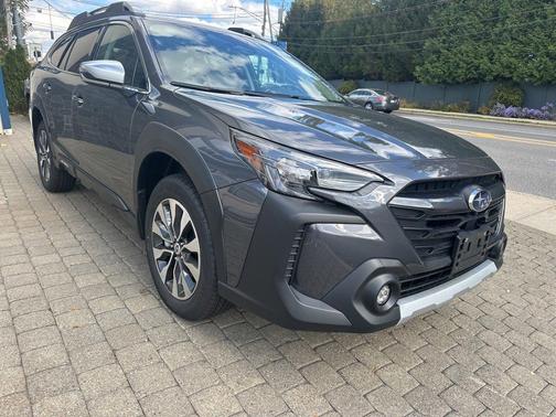 2025 Subaru Outback Touring