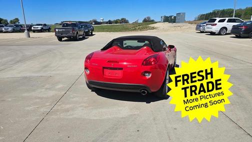 Aggressive (Victory Red) 2007 Pontiac Solstice CONVERTIBLE