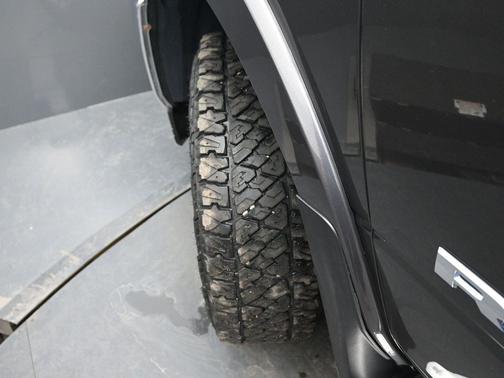 2021 RAM 2500 Laramie Crew Cab 4x4 6'4' Box