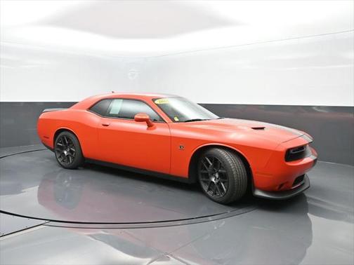 2016 Dodge Challenger R/T Scat Pack