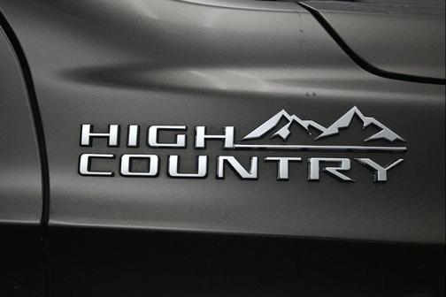Graywood Metallic 2021 Chevrolet Tahoe 4WD High Country