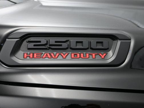 2024 RAM 2500 Big Horn Crew Cab 4x4 6'4' Box