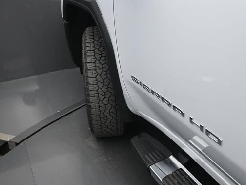 2026 GMC Sierra 2500 SLT