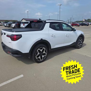 Ice White 2022 Hyundai SANTA CRUZ Limited