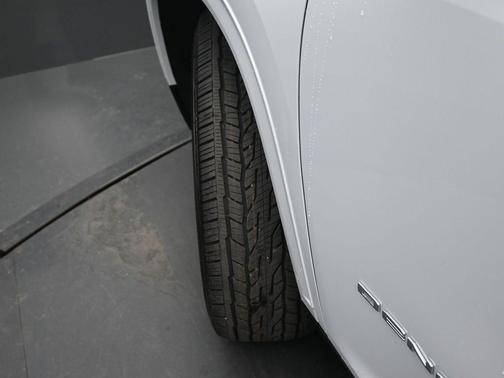 WHITE 2026 GMC Acadia Denali