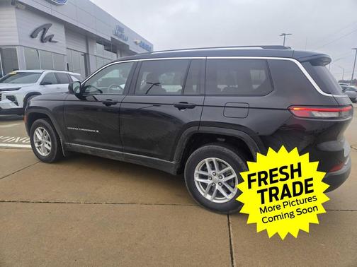 2022 Jeep Grand Cherokee L Laredo