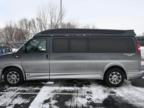 2020 GMC Savana 2500 Work Van