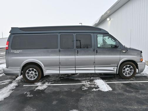 2020 GMC Savana 2500 Work Van